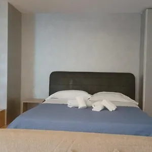 Arte Apartment