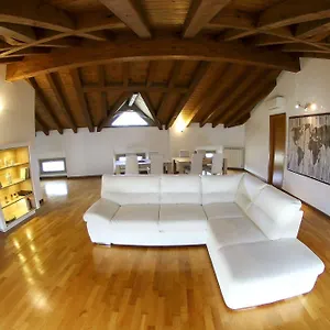 3* Affittacamere Donizetti Royal